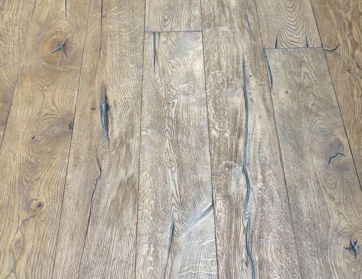 Engineered Antique Distressed Vintage Oak - ed with Hard Wax Oiled Antique 190 Brown - OE14995T Antique 220 Smoked White - OE152WS