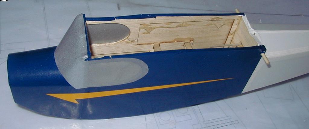 Cover and hinge the tail parts: Cover the rudder, vertical stab pieces, elevator and horizontal stab.