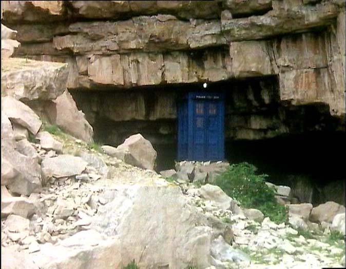 THE TARDIS LANDS ON A PLANET COVERED WITH