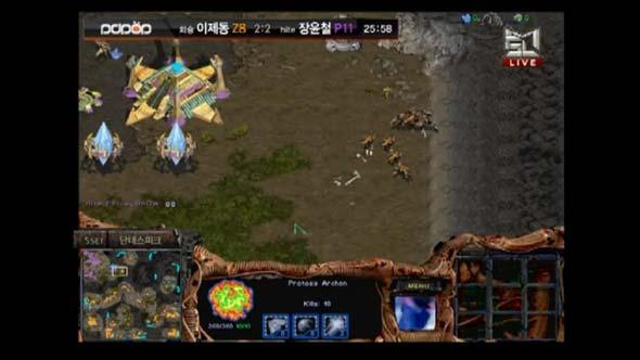 As Jaedong walks into Snow's undefended 3rd, Snow