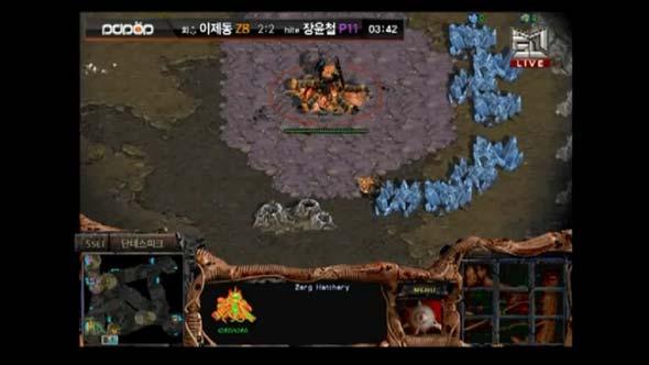 Only one drone mining at Jaedong's natural suggests that he did not transfer any drones from his main base.