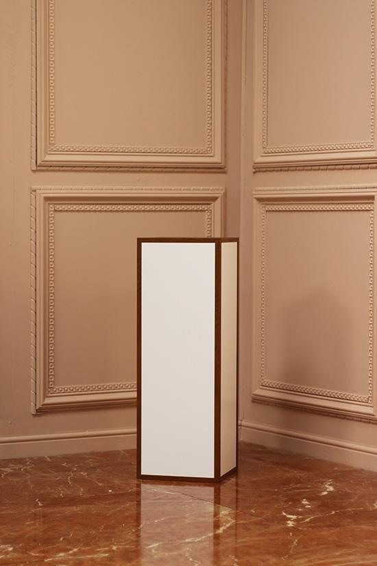 Linear Plinths Linear is a classic lacquered MDF plinth embellished with natural oak veneer.