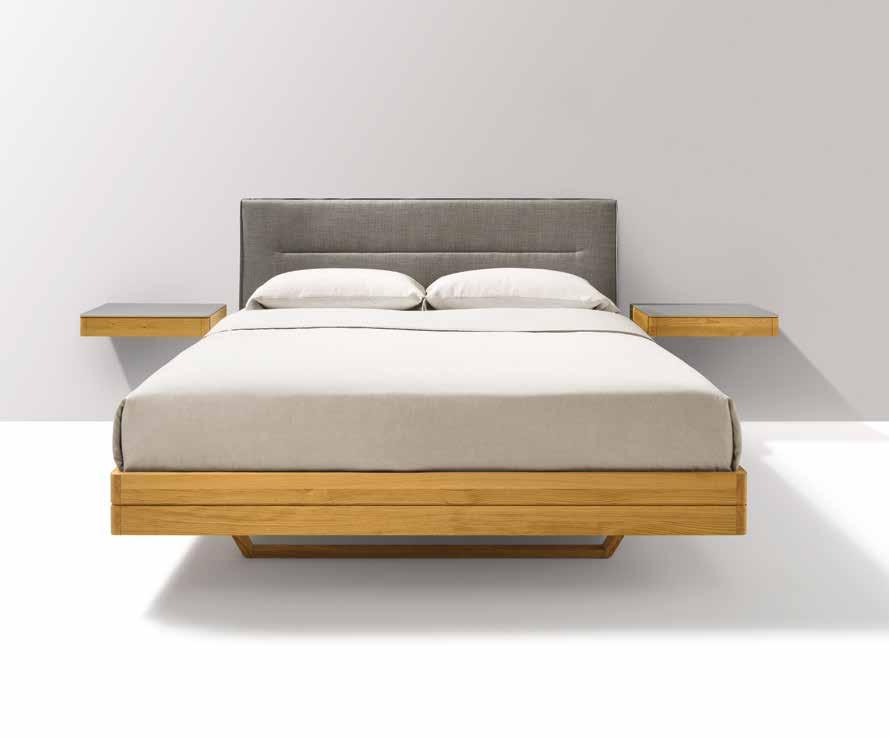 The base headboard looks just as refined and is almost the same height as the foot of the bed. fig.