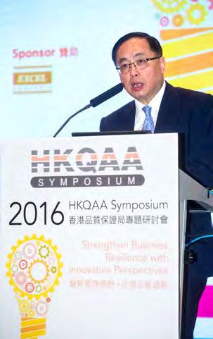 本局快訊 HKQAA Updates HKQAA Symposium 2016 Successfully Held 香港品質保證局專題研討會 2016 圓滿舉行 HKQAA s annual flagship event, the HKQAA Symposium 2016 was held successfully at the Cordis, Hong Kong on 13 May 2016.