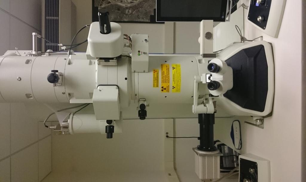 JEOL JEM-1400 Transmission Electron Microscope Operating Instructions Anti-contamination device Objective aperture Objective aperture translation knobs