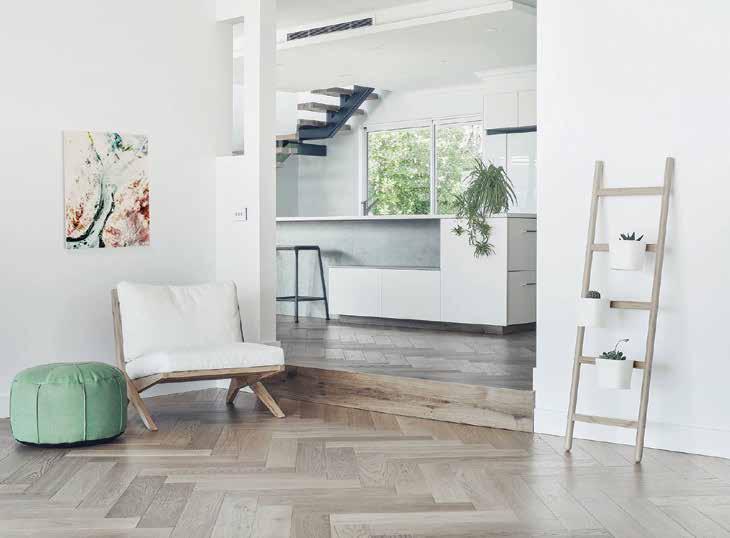 SAUVIGNON HERRINGBONE & CHEVRON PARQUETRY If looking to make a spectacular design statement our De Marqué pre-finished parquetry is a smart move.