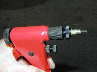 (7) Lever Type Tool with Rivet Nut (8) Installing Rivet Nut If it does turn, reattach the rivet nut tool and tighten the tool another eighth turn if it s a wrench type, or squeeze the handle harder