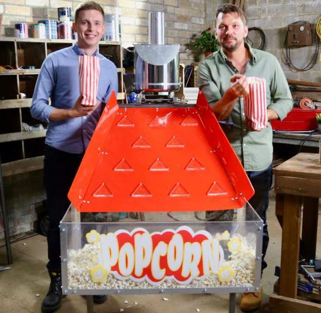 POPCORN MAKER JAMIE & JIMMY S FRIDAY NIGHT FEAST SERIES 6 Overview An ambitious theatrical popcorn maker, with a gas heated popcorn kettle that has a hinge mechanism to pour the popcorn down a
