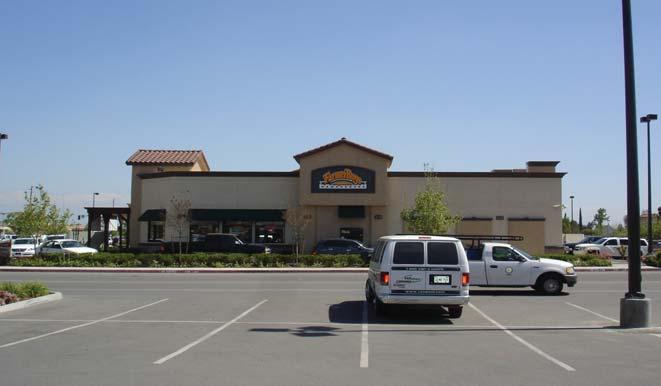 > Ample Parking - Easy Access to all Tenants! > Regional Corner for Tulare County!