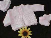 PREMATURE BABY SET 50g 4 ply yarn Size 3.25mm needles (10) JACKET Cast on 93 sts. Knit 5 rows.