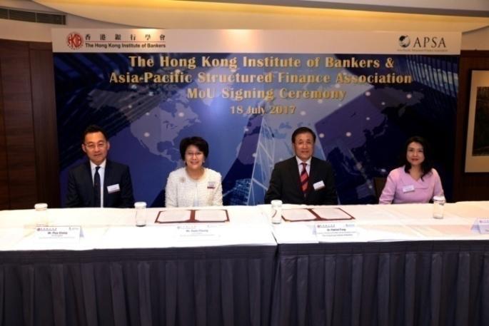 Signing of Memorandum of Understanding Mr. Pius Chong (Co-Convenor, APSA and Managing Director, Advisory, Asia-Pacific, Global Banking, HSBC ), Ms.