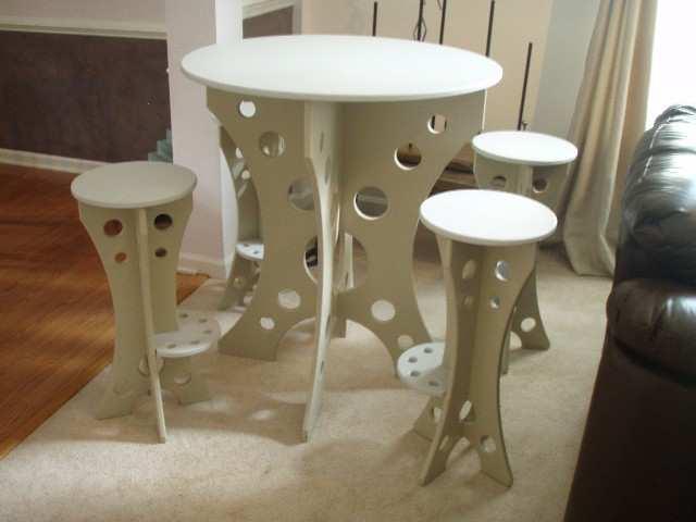 Project: Bistro Set Overview: This is a set of four stools and one table that create a complete bistro set. Works great both indoors and out.