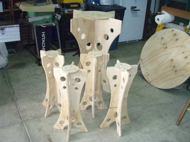 There should now be four stools and one table all assembled except