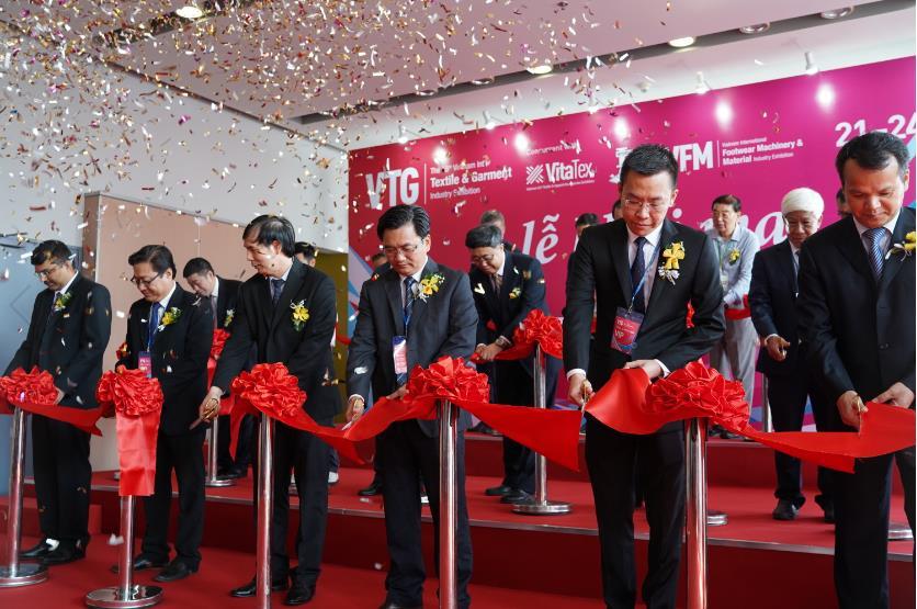 OPENING CEREMONY : Guests of Honor ORGANIZATION NAME TITLE Vietnam Ministry of Science and Technology in HCM city Mr.