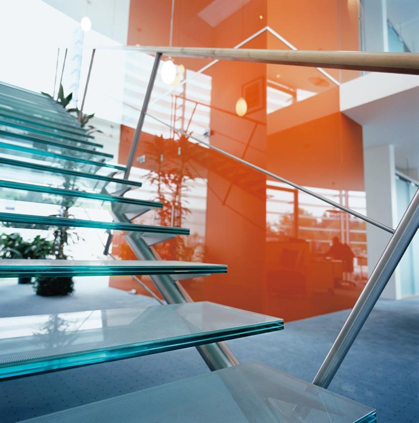 Ideal for creative Interior Design Glass makes spaces light, airy and more spacious than the sober technology suggests while glass allows daylight from windows to penetrate deep into rooms.