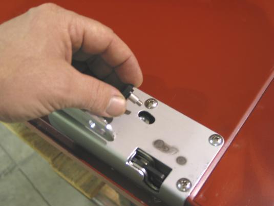Tighten the screws with a 5/32 Allen wrench.