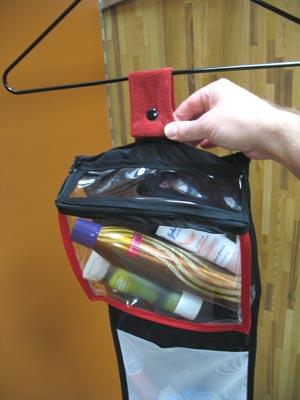 And now the bag is complete! Fill it with all your traveling necessities and away you go!