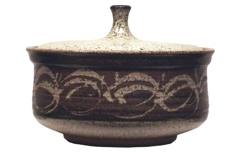 Untitled covered bowl (CR511.