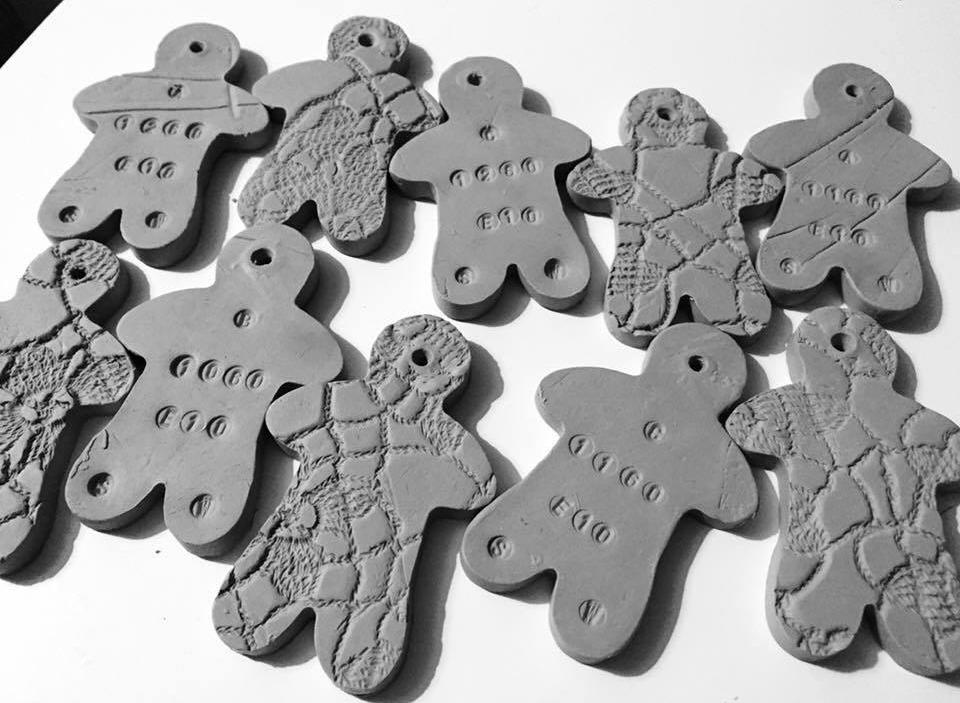Test Tiles - Gingerbread Men Introduction There are all kinds of test tiles shapes that you can make!