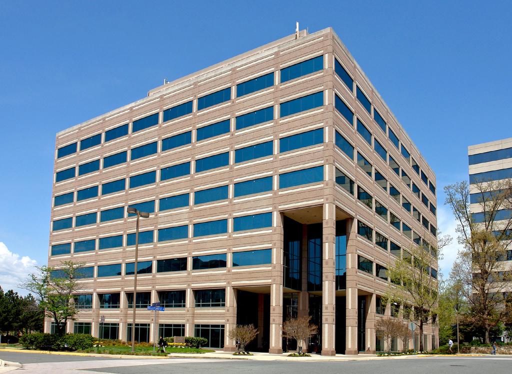 Building Signage Opportunity Metroplace I Floor SF Date Available Second 19,350 SF January 1, 2020 Sixth 20,634 SF** Immediately Seventh 18,133 SF** Immediately Eighth 2,635 SF** Immediately - Spec