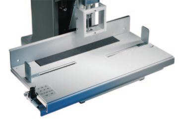 2 NAGEL Citoborma 111 With the Citoborma 111 electric hole punch, Nagel has created a compact tool for a flawless perforation of thick paper pads.