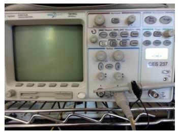 26 INTRODUCTION TO AC MEASUREMENTS: AC SIGNALS, FUNCTION GENERATORS AND OSCILLOSCOPES Figure 4.8: Agilent 54622A Oscilloscope bottom points of the sine signal. Read and record Y.