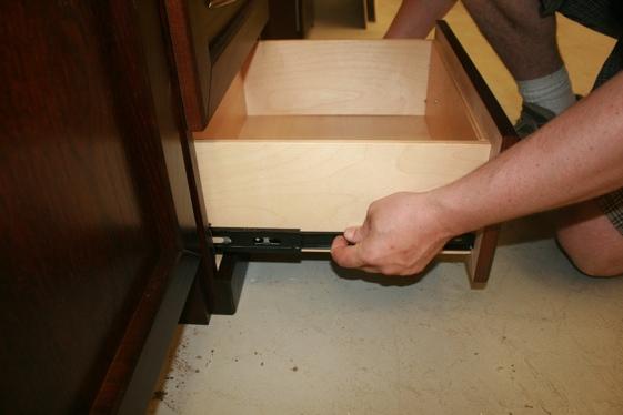 side of the wallbed case. Level 700-003 and 700-004 and shim if necessary. 35.