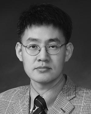 D. degree in electrical engineering and computer science from the University of Michigan, Ann Arbor, in 2001. From 1993 to 1999, he was with LG Electronics, Seoul.