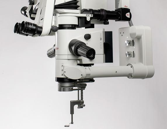 Operate with comfort and view in high resolution COMPATIBILITY AND COMFORT preserves normal surgical working distance of the existing microscope through the use of 175 mm and 200 mm
