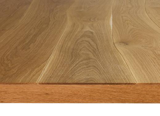 Edgebanded with 2 mm oak Edged with 40 mm frame structure Panel edge upper corners can be