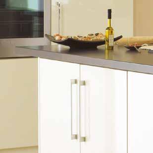 uk 61 MODERN TECHNICA GLOSS STONE This chic and stylish kitchen features