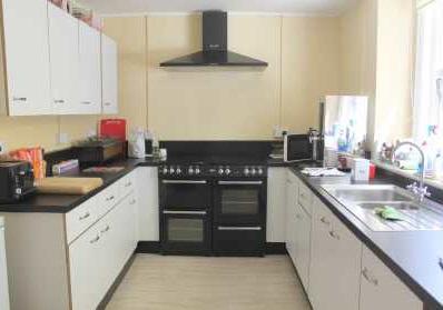 , TEA AND COFFEE FACILITIES GAS CENTRAL HEATING, UPVC DOUBLE GLAZED WINDOWS 7 LETTING ROOMS ALL WITH EN-SUITE FACILITIES (only 5 used at present) 1 BEDROOM SELF-CONTAINED OWNERS ACCOMMODATION WI-FI