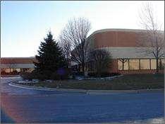 5 Covington Dr Covington Corporate Cntr Bloomingdale, IL 6008 3,650 SF Expenses: Parking: Utilities: Heating Gas $0.85/mg 3,650 SF 0.46 AC 7'0" 4'0"w x 2'0"h Power: 200a /Divide?