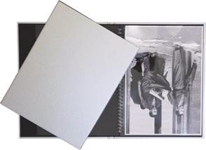with no colour or ink transfer on sheets 100% refillable page per page - modular spiral mechanism opens and closes to add or replace pages Spiral binding allows a perfect flat opening Acid-free and