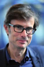 From Brexit to social mobility, Grenfell, Trump and austerity, Peston brings his own piercing analysis to bear, calling for radical changes in education, economic policy and how workers are