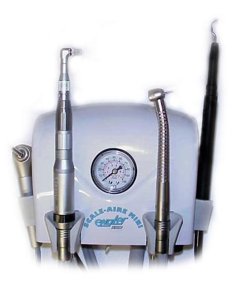 SCALE-AIRE MINI DIAGRAM Locate the handpieces on the front of your Scale-Aire Mini.