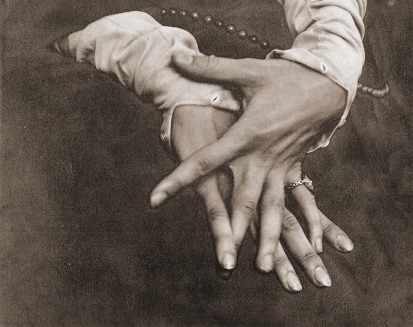Alfred Stieglitz (1864-1946) He was the founder of the Photo Secession Group, the first influential group of American photographers that worked to have photography accepted as a fine art.
