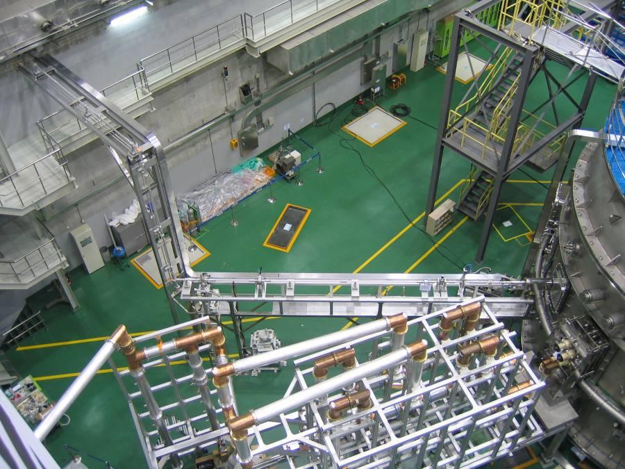 Opening hole W17-1 Installation of ECH T/L system - Tokamak room - K N-m port K L M N O P Q R S T U Arc detector M/B Power monitoring M/B Pumpout tee