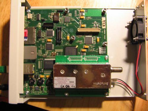 The Software Defined Radio: the USRP2 peripheral Universal Software Radio Peripheral (USRP) HW segment of the GNURadio Project General Purpose aquisition/transmission peripheral Communication
