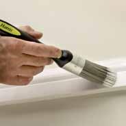 PAINT BRUSHES Soft gel insert for added comfort during prolonged use. Round head for extra cutting in control.