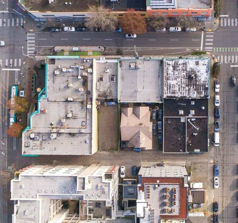 EXECUTIVE SUMMARY Colliers International McKay Chhan Wayne and Michael McQuaid present Roosevelt Way NE an existing, single-story retail building and an outstanding future development opportunity.