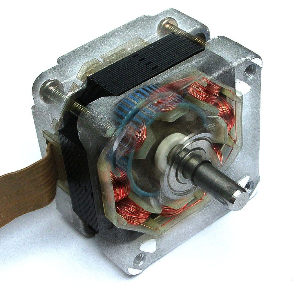 18 Stepper Motor very standardized strong at low speeds used in printers moves repeatably feedforward