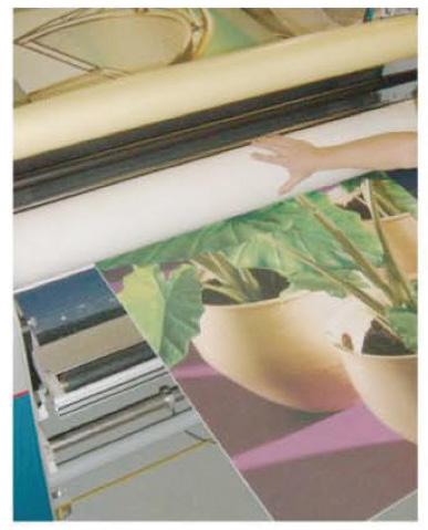 SURFACE PROCESSING 1) Digital printing and mounting VIEWpanel can be printed by UV digital flatbed printers with excellent ink adhesion results on the polyester paint.