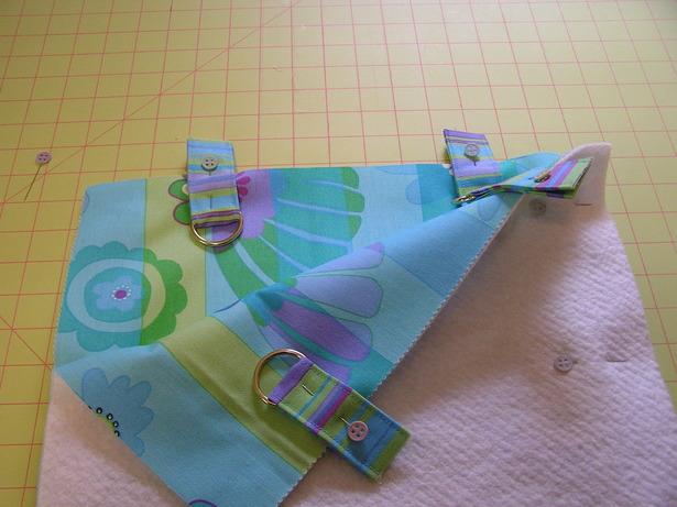 Clip the corners as shown in the picture. Once you have done this you will be done with the lining, DO NOT turn the lining.