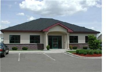 Point West usiness Center 26 8617 W Point Douglas Rd S Cottage Grove, MN 55016 Other /SF 30,500 SF 2005 3,600
