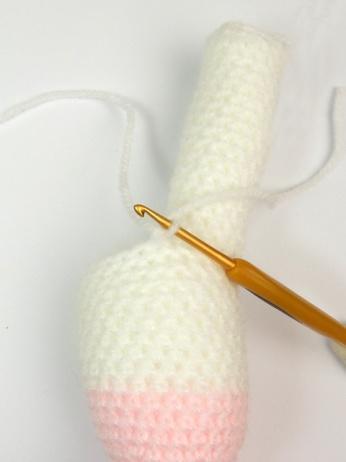 With the yarn and hook specified Freddie measures