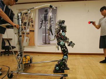Kuniyoshi, M. Inaba and H. Inoue, Online 3D Vision, Motion Planning and Biped Locomotion Control Coupling System of Humanoid Robot : H7, in Proc. IEEE/RSJ Int. Conf.