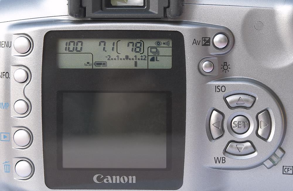 What are the two settings used to get the correct exposure!