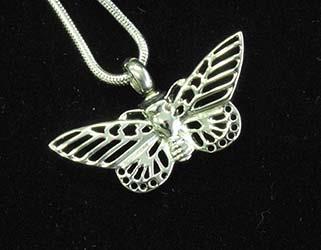 11 Gravure Craft Necklace Butterfly Stainless