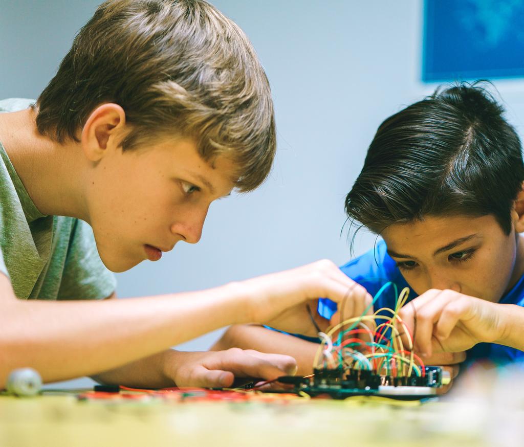THE SUMMER CAMP YOU WISH YOU HAD WHEN YOU WERE A KID. Enter Zaniac s STEAM lab for kids.